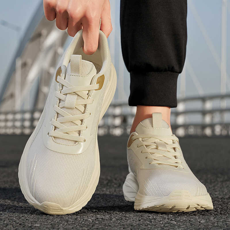 Scarpe da Uomo Antiscivolo Ete - Mens Fashion Trainers recensione e prezzo